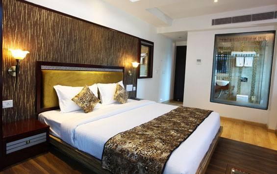 Hotel Tigers Roare